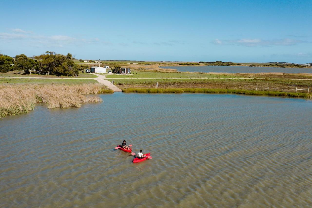 Coorong Island Retreat - Farm Stay At Pet Friendly Property Meningie Exterior foto