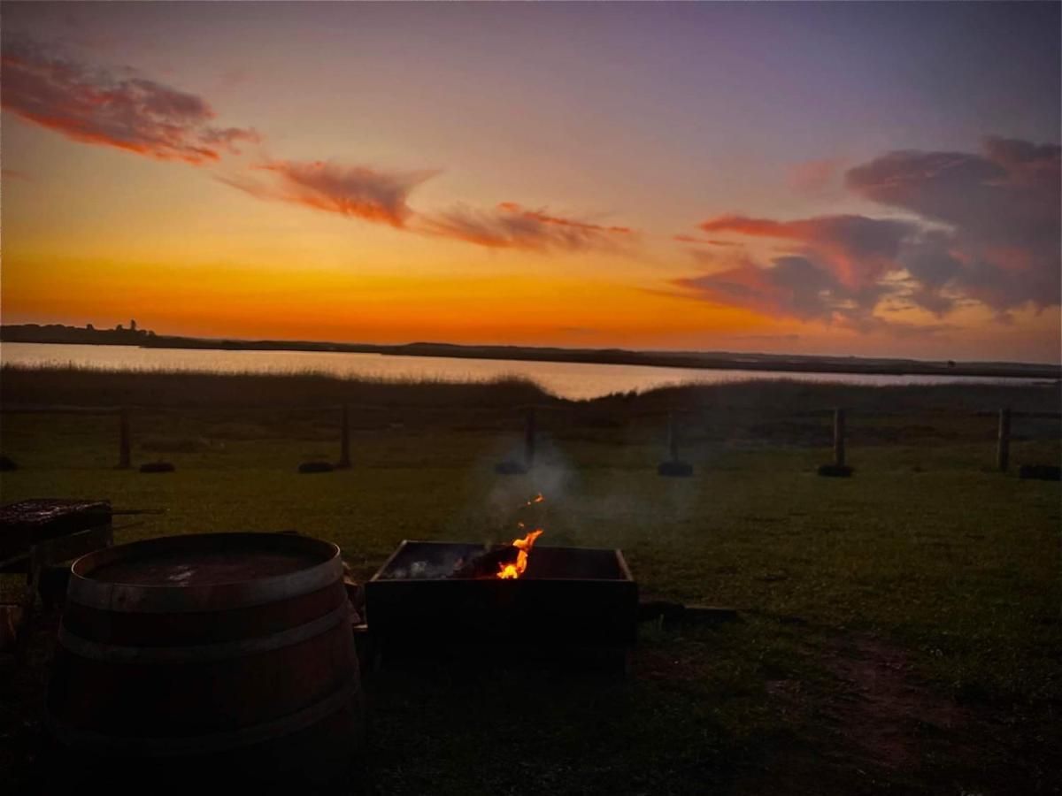 Coorong Island Retreat - Farm Stay At Pet Friendly Property Meningie Exterior foto